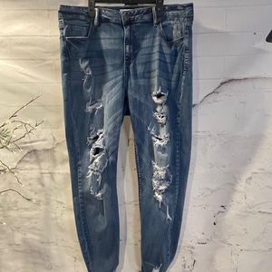 CELLO Distressed Blue High Rise Jeans Women’s Size 14